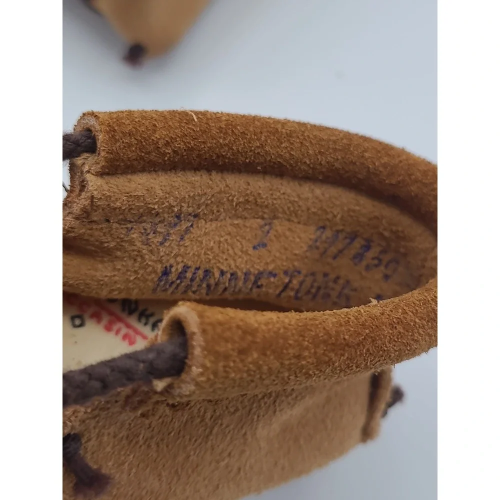 Minnetonka Moccasins Child Size 2
